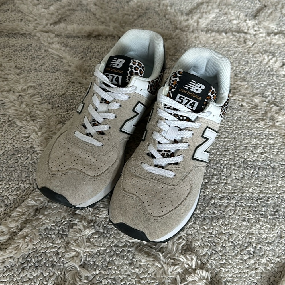 New balance 574 leopard print gray women’s sneakers